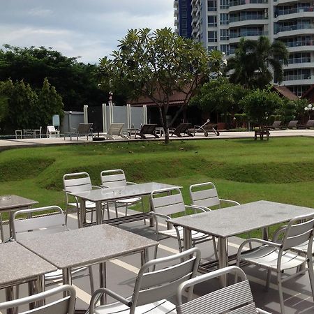 Marsi Pattaya Hotell Exteriör bild