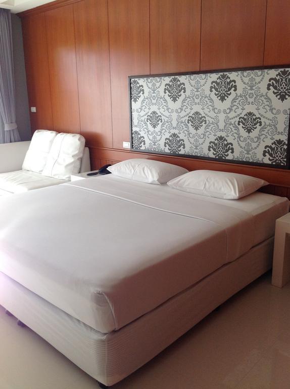 Marsi Pattaya Hotell Exteriör bild