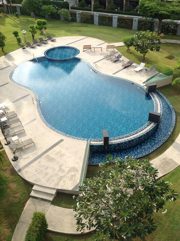 Marsi Pattaya Hotell Exteriör bild