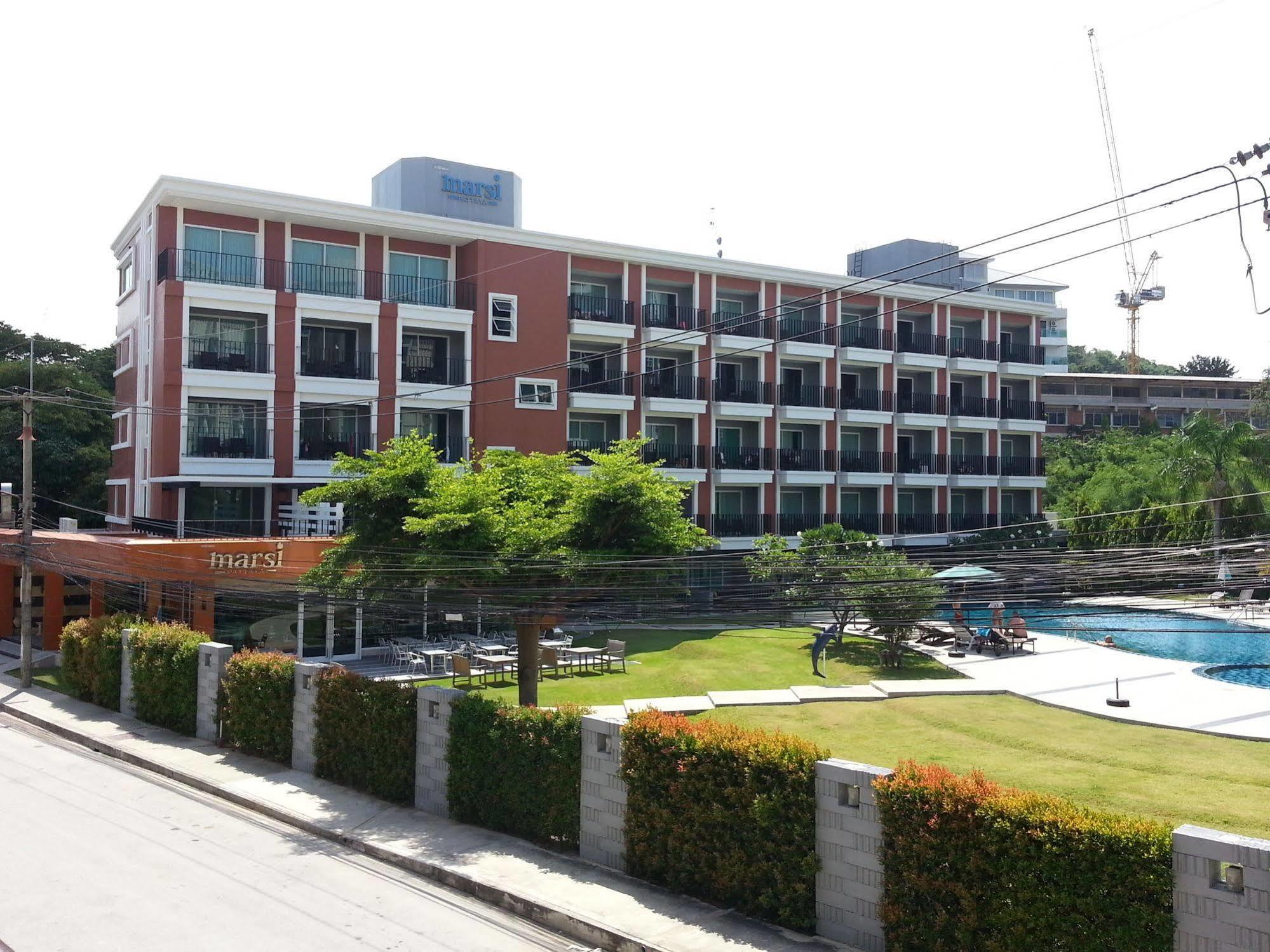 Marsi Pattaya Hotell Exteriör bild